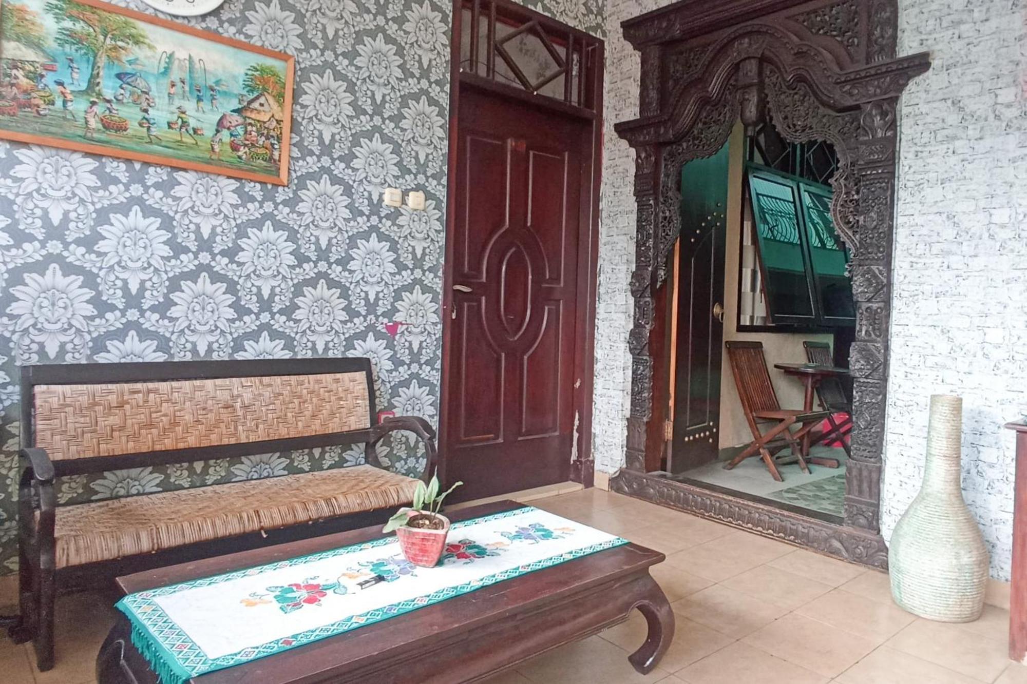 Trihakso Guest House Near Kaliurang Redpartner Sleman  Eksteriør billede